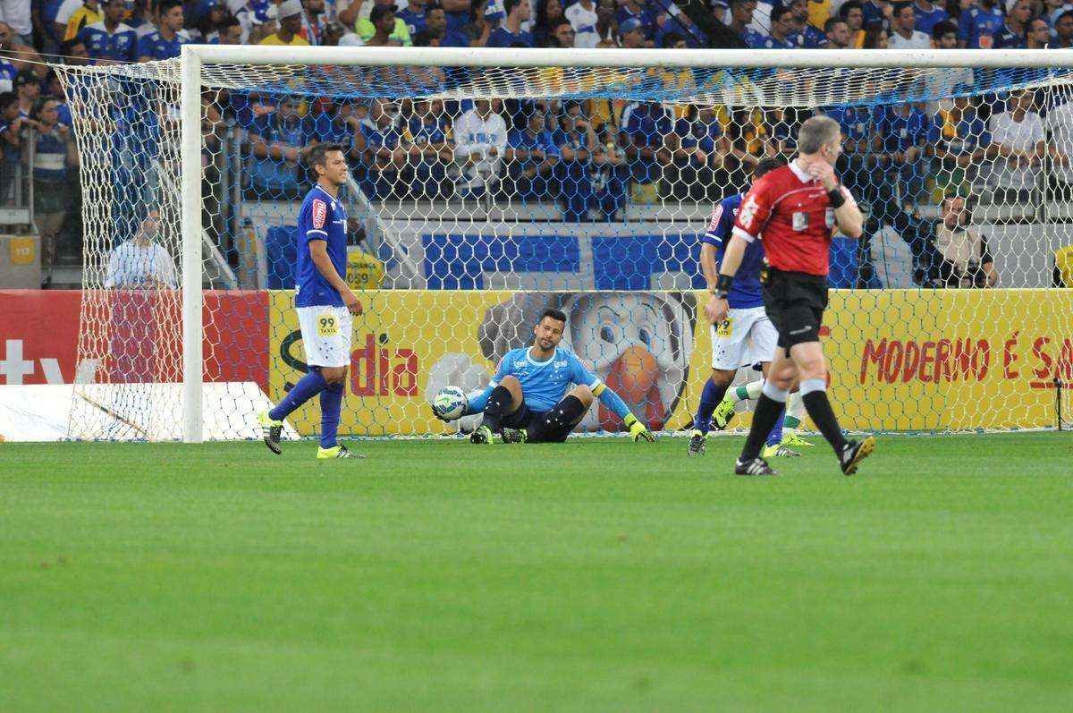 Imagens do duelo das equipes celeste e alviverde, pelas oitavas de final da Copa do Brasil