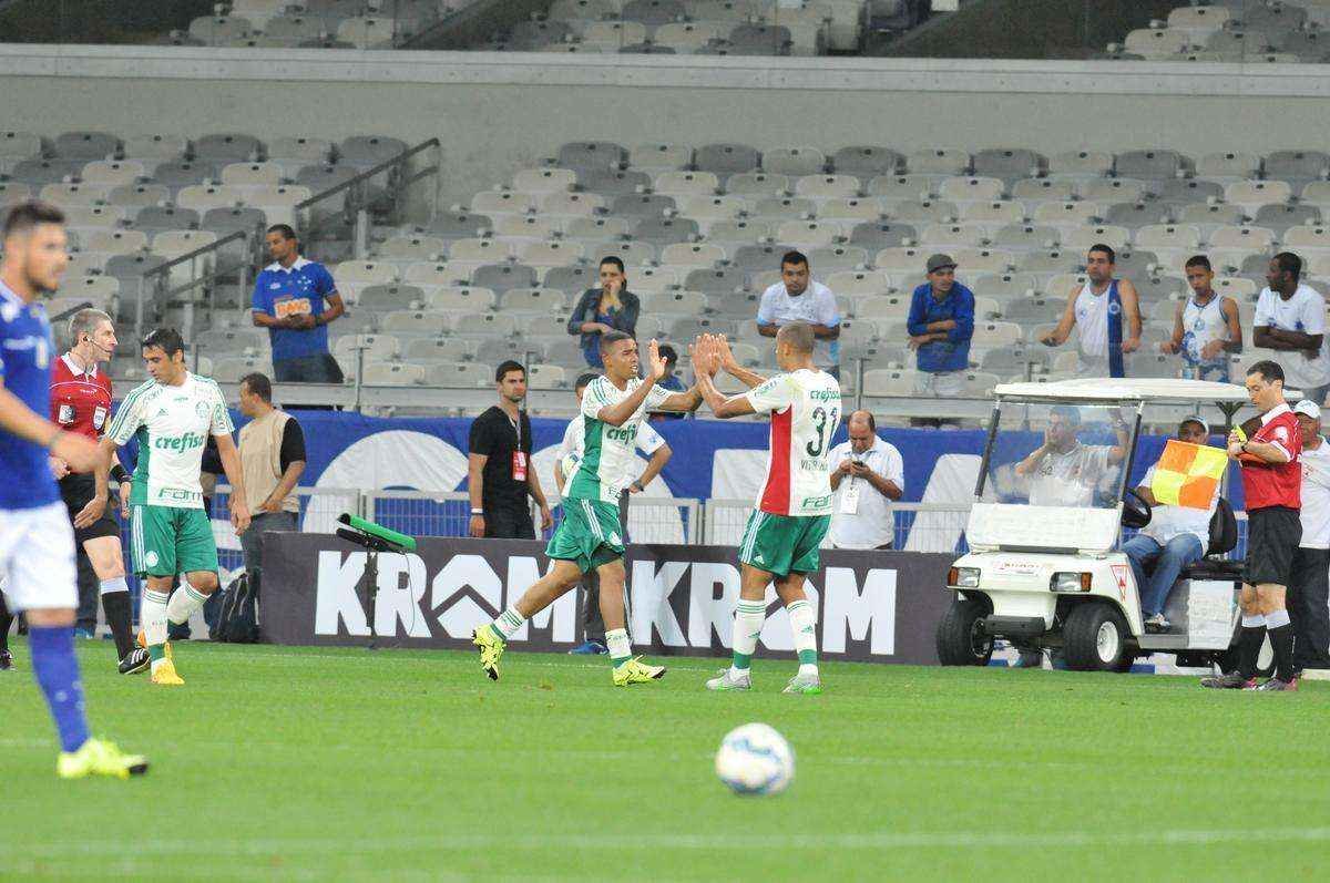 Imagens do duelo das equipes celeste e alviverde, pelas oitavas de final da Copa do Brasil