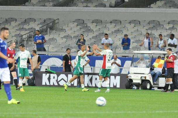 Imagens do duelo das equipes celeste e alviverde, pelas oitavas de final da Copa do Brasil