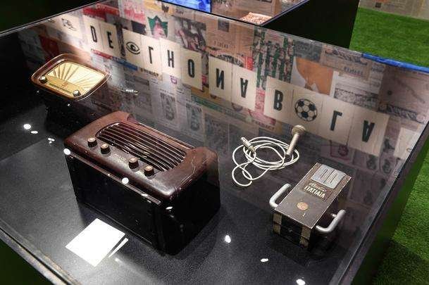 Aberto ao público em março de 2013, o Museu Brasileiro do Futebol recupera a memória do futebol