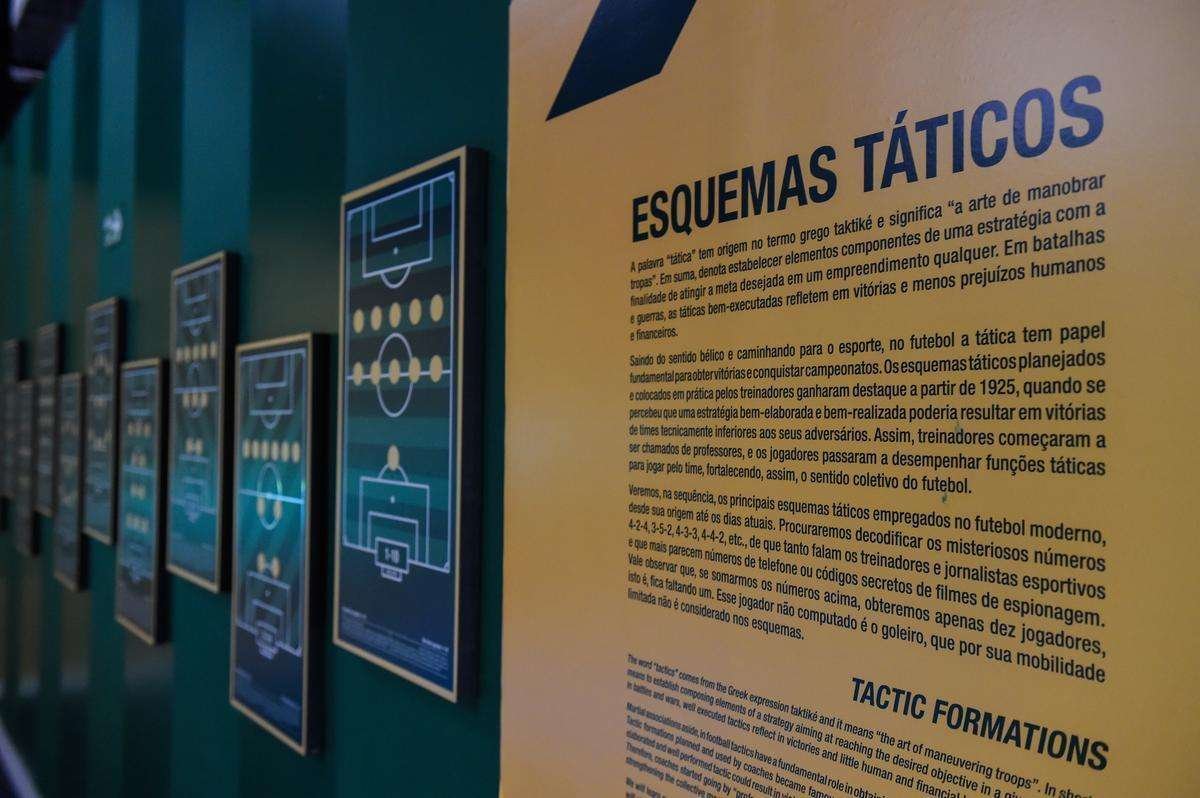 Aberto ao pblico em maro de 2013, o Museu Brasileiro do Futebol recupera a memria do futebol