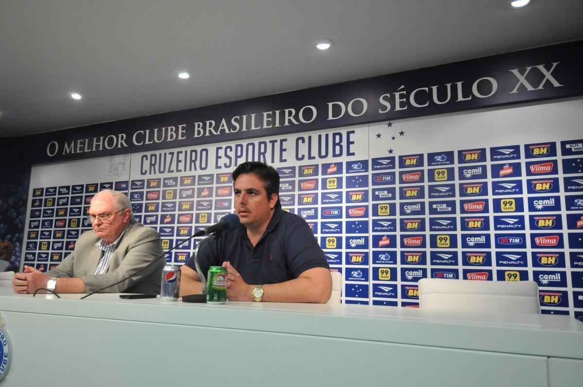 Gilvan falou sobre gesto, demisso de Luxemburgo e anunciou Vicintin como novo vice de futebol