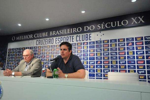 Gilvan falou sobre gesto, demisso de Luxemburgo e anunciou Vicintin como novo vice de futebol