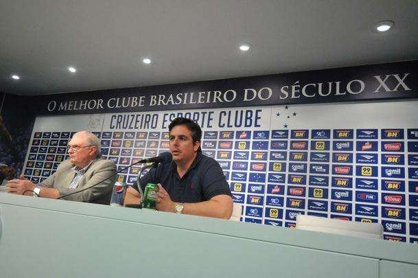 Gilvan falou sobre gesto, demisso de Luxemburgo e anunciou Vicintin como novo vice de futebol