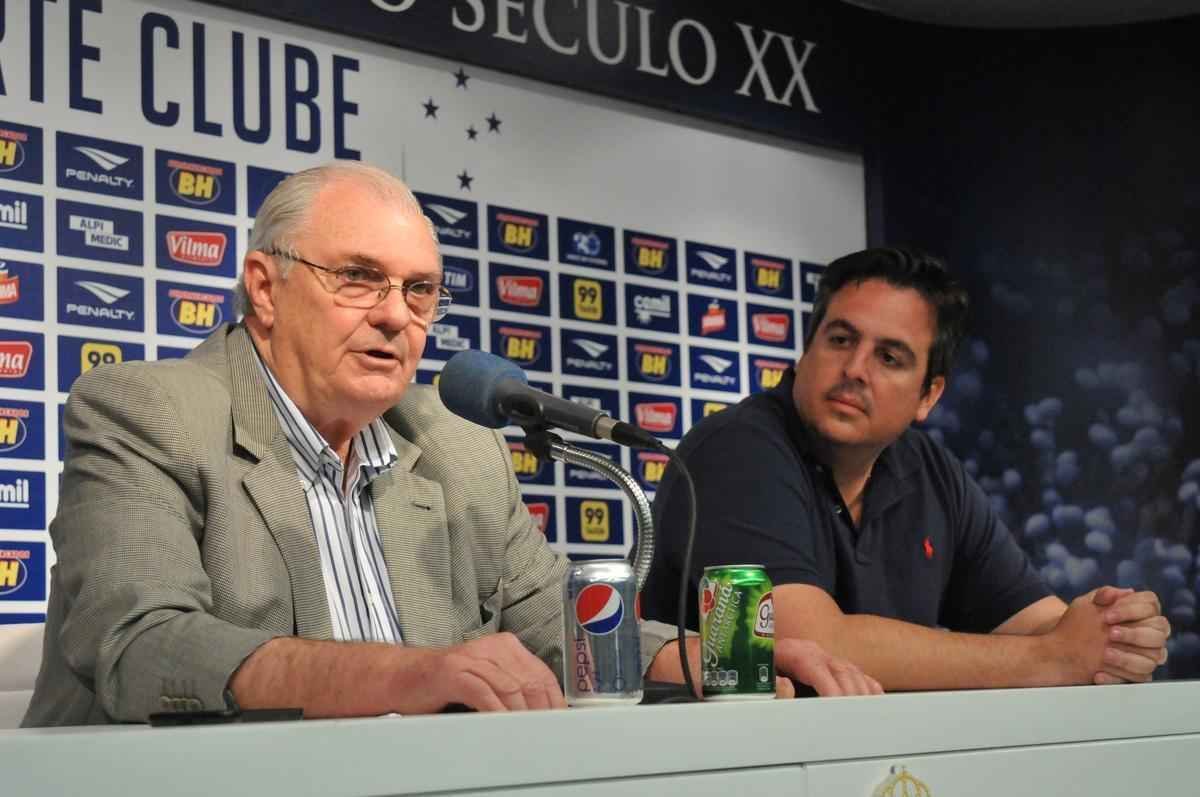 Gilvan falou sobre gesto, demisso de Luxemburgo e anunciou Vicintin como novo vice de futebol