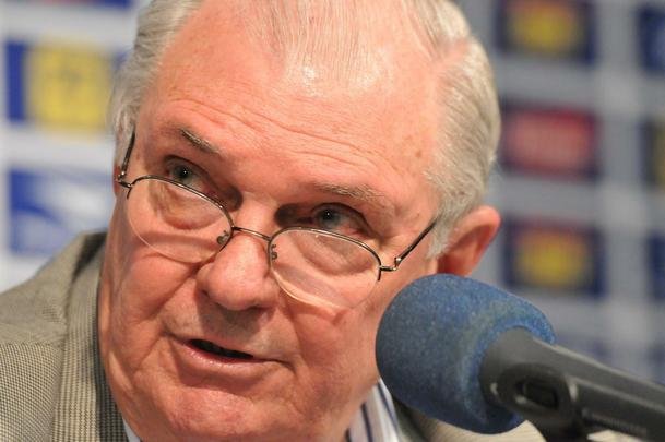 Gilvan falou sobre gesto, demisso de Luxemburgo e anunciou Vicintin como novo vice de futebol