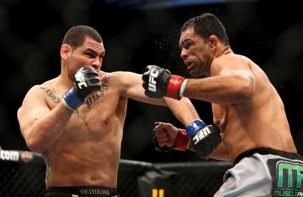 Minotauro foi batido por Cain Velasquez por nocaute no UFC 110, em 2010