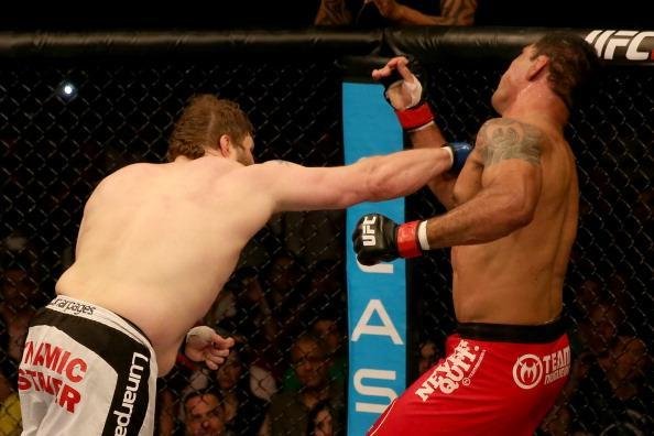 Minotauro foi derrotado por Roy Nelson por nocaute no retorno do UFC a Abu Dhabi