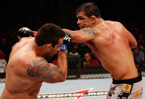 Minotauro foi derrotado por Fabricio Werdum por finalizao no duelo dos tcnicos do TUF Brasil II