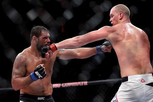 Minotauro disputou a ltima luta no UFC contra Stefan Struve, no RJ, e foi batido por pontos