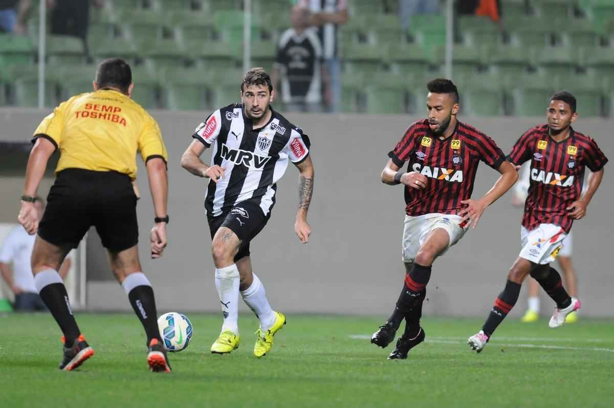 Fotos de Atltico x Atltico-PR, no Independncia, pela 22 rodada do Campeonato Brasileiro (Ramon Lisboa/EM/D.A Press)