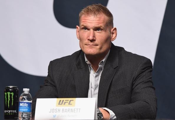 Veja imagens da super coletiva do UFC em Las Vegas - Peso-pesado Josh Barnett, que enfrenta Roy Nelson, no dia 26 de setembro, no Japo