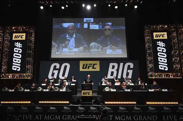Veja imagens da super coletiva do UFC em Las Vegas