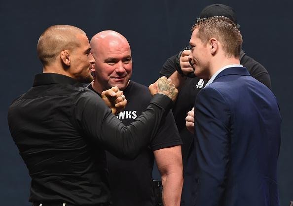 Veja imagens da super coletiva do UFC em Las Vegas - Encarada entre Dustin Poirier e Joseph Duff
