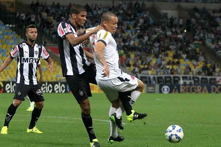 Veja as imagens do jogo entre Vasco e Atltico pelo Campeonato Brasileiro