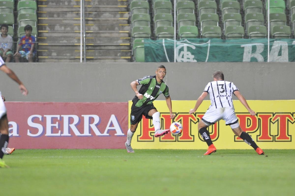 Fotos de Amrica x Bragantino, no Independncia, pela 23 rodada da Srie B do Campeonato Brasileiro