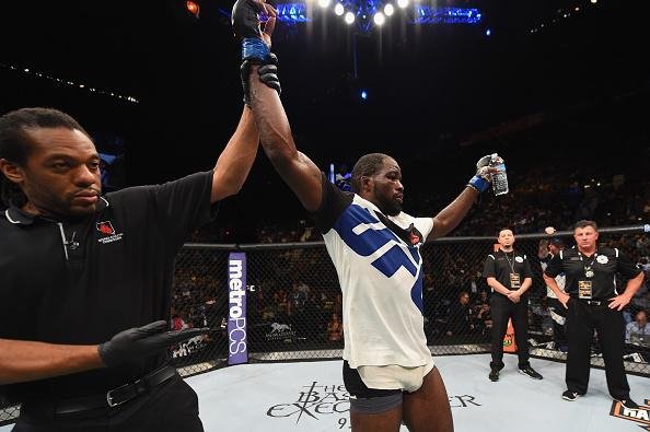 Corey Anderson venceu Jan Blachowicz por deciso unnime