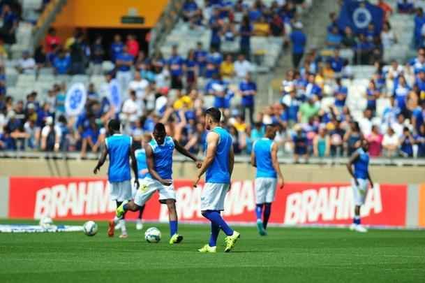 Alexandre Guzanshe/EM/D.A Press