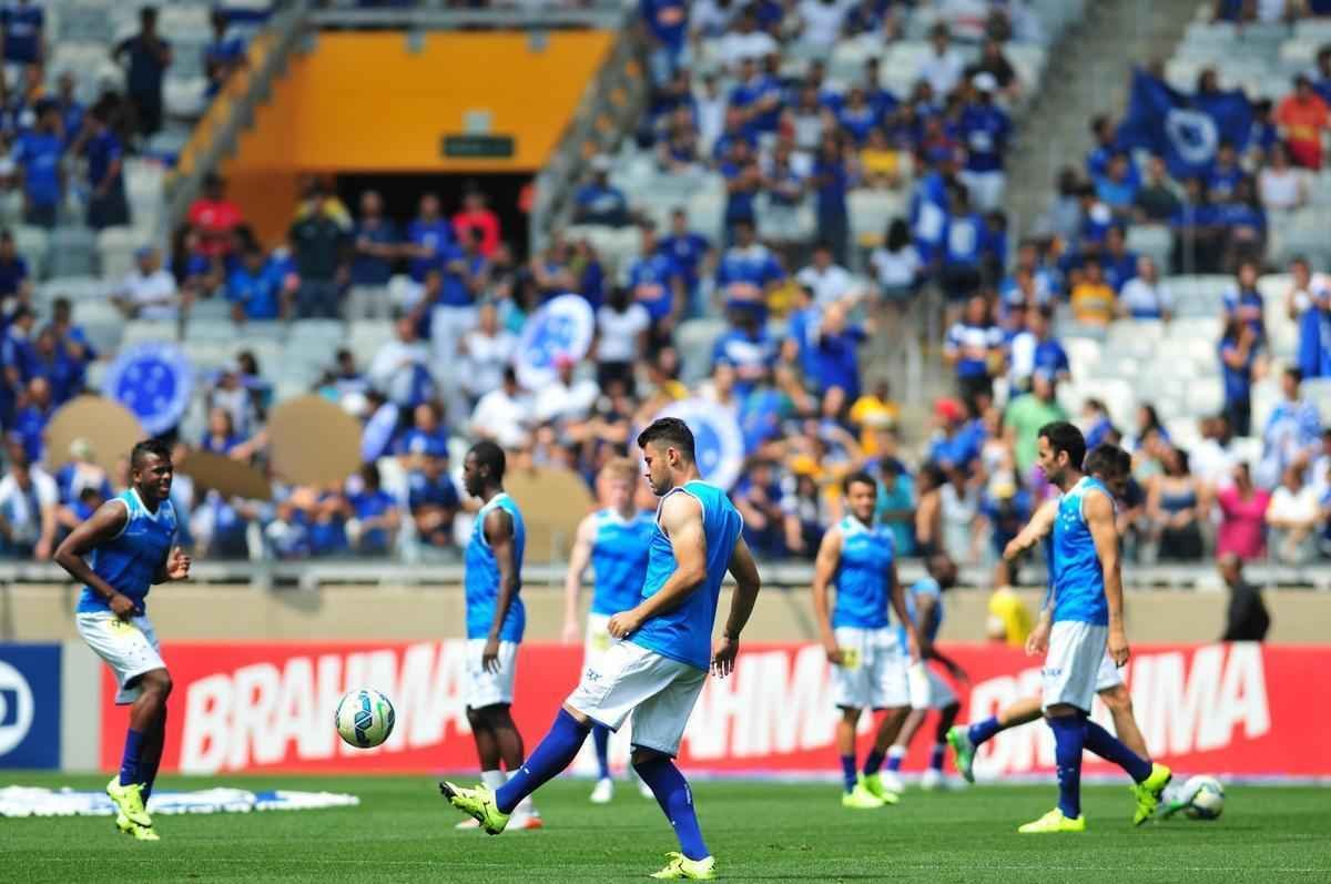 Alexandre Guzanshe/EM/D.A Press