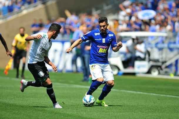 Alexandre Guzanshe/EM/D.A Press