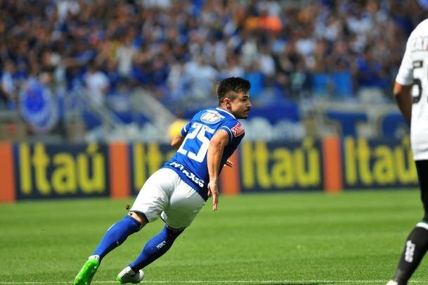 Alexandre Guzanshe/EM/D.A Press