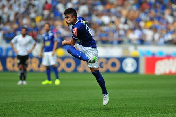 Alexandre Guzanshe/EM/D.A Press