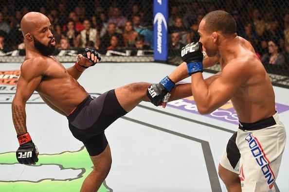 Demetrious Johnson vence John Dodson na luta principal do UFC 191 e mantm cinturo