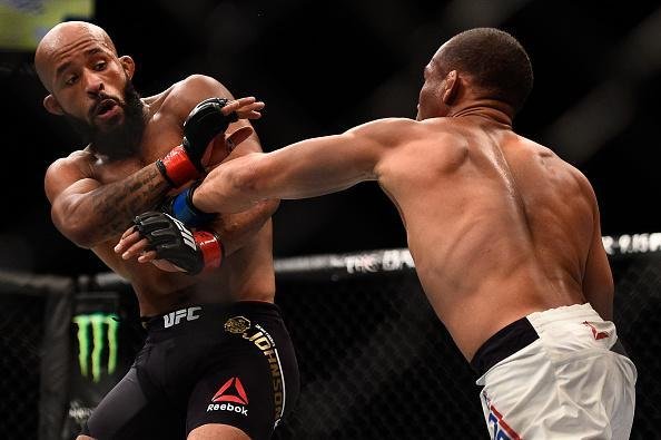 Demetrious Johnson vence John Dodson na luta principal do UFC 191 e mantm cinturo