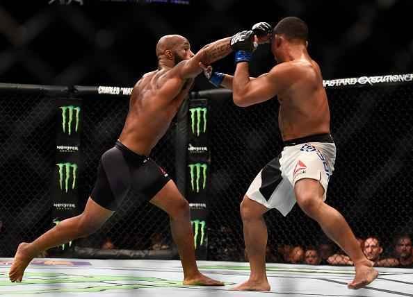 Demetrious Johnson vence John Dodson na luta principal do UFC 191 e mantm cinturo