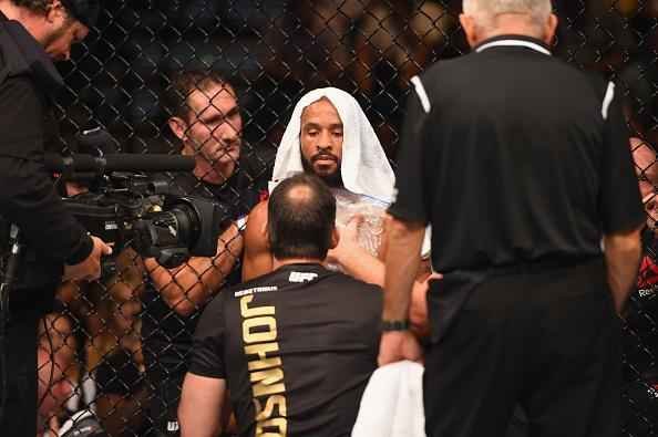 Demetrious Johnson vence John Dodson na luta principal do UFC 191 e mantm cinturo