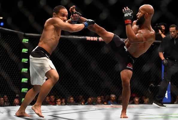 Demetrious Johnson vence John Dodson na luta principal do UFC 191 e mantm cinturo