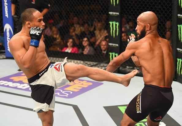 Demetrious Johnson vence John Dodson na luta principal do UFC 191 e mantm cinturo
