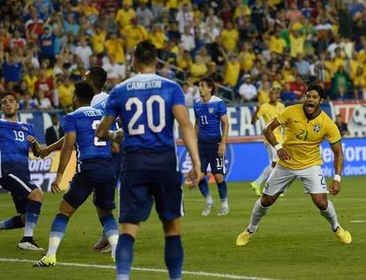 Imagens da goleada do Brasil sobre os EUA em amistoso disputado em em Foxborough