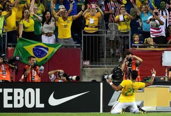 Imagens da goleada do Brasil sobre os EUA em amistoso disputado em em Foxborough