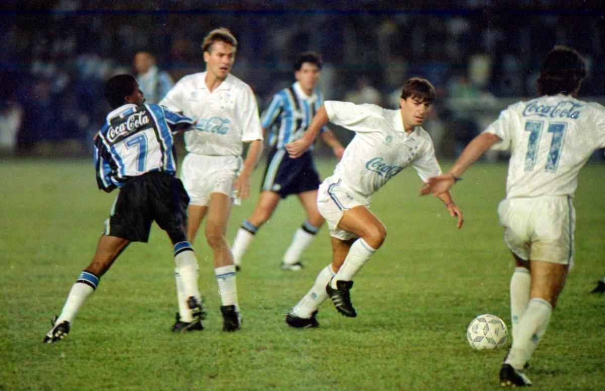 Fotos Jorge Gontijo, retratando vários momentos ao logo dos 50 anos do Mineirão