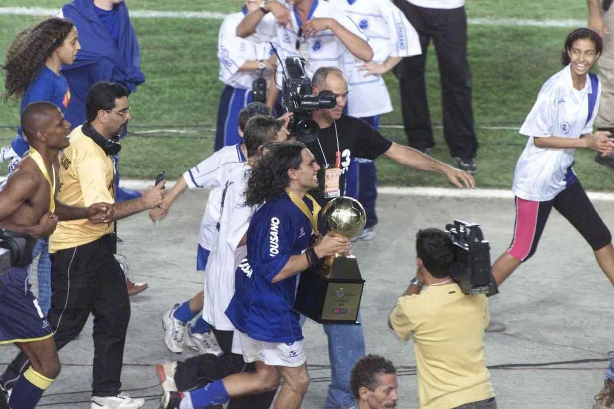Fotos Jorge Gontijo, retratando vários momentos ao logo dos 50 anos do Mineirão