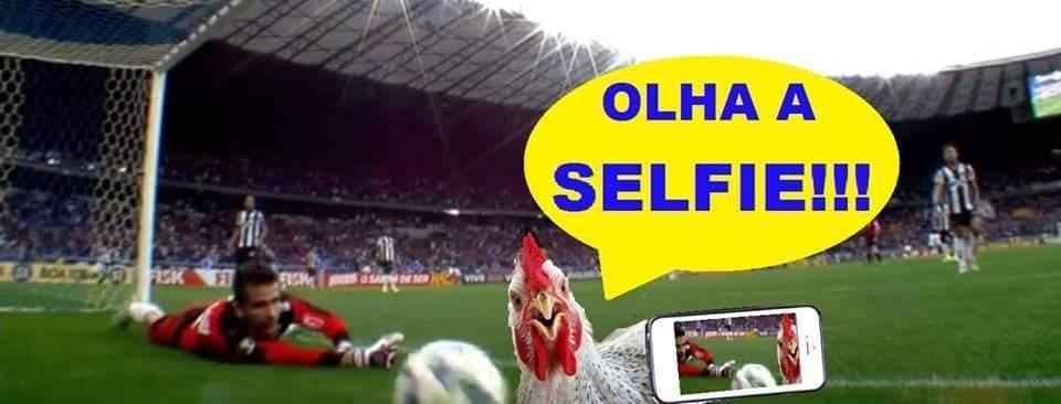 Falha de Victor no primeiro gol, pnalti perdido por Willian no final e arbitragem viraram memes 