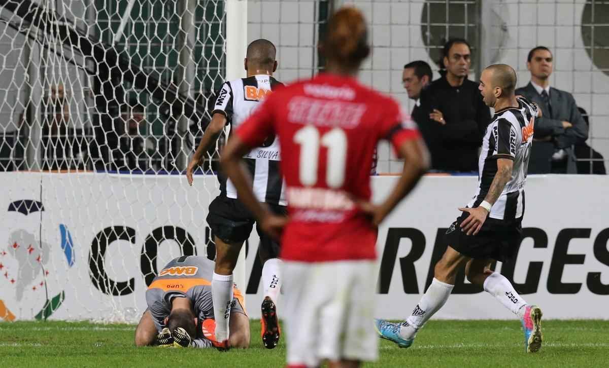 Momento entrou para a histria do goleiro, do clube e da Copa Libertadores