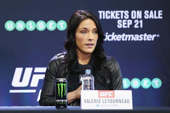 Coletiva e encaradas do UFC em Melbourne - Valerie Letourneau 
