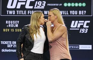 Coletiva e encaradas do UFC em Melbourne - Ronda Rousey e Holly Holm na encarada