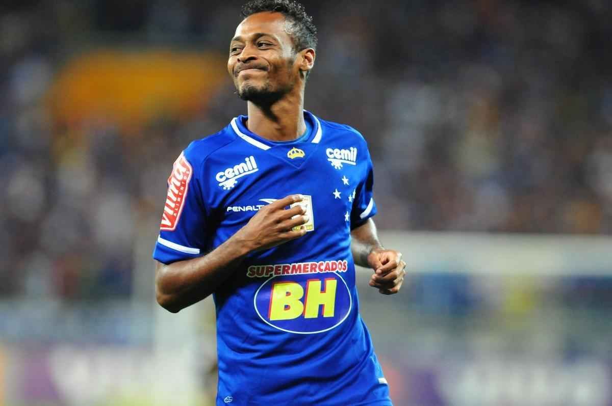 Veja imagens do jogo entre Cruzeiro e Vasco, no Mineiro, pela 26 rodada do Campeonato Brasileiro