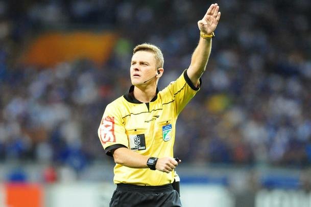 Veja imagens do jogo entre Cruzeiro e Vasco, no Mineiro, pela 26 rodada do Campeonato Brasileiro