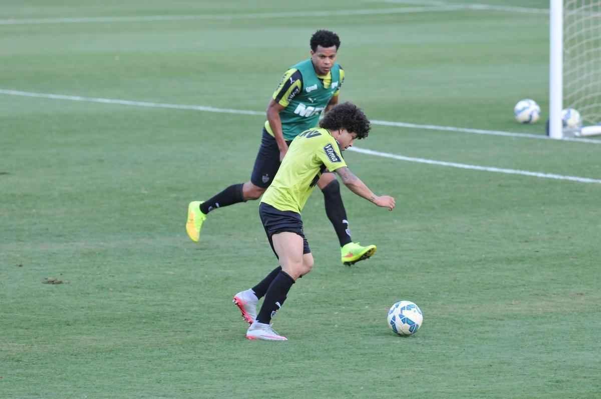 Imagens do treino do Atltico nesta sexta na Cidade do Galo