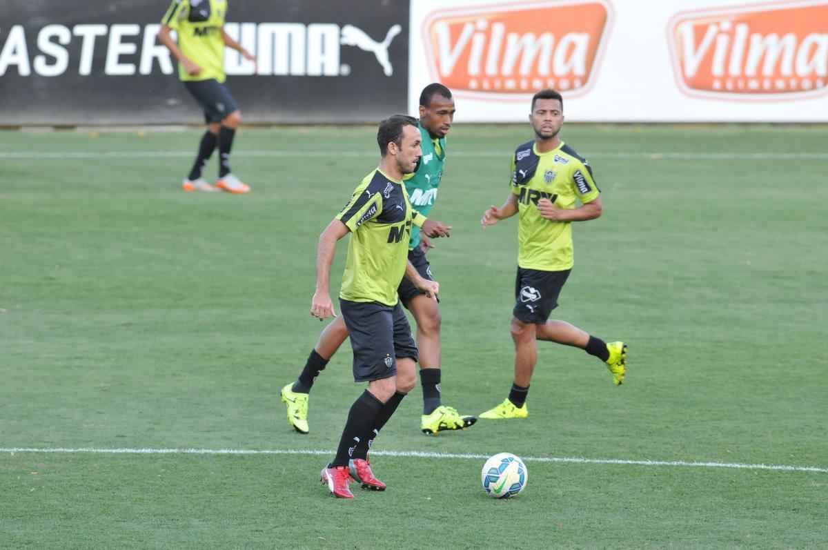 Imagens do treino do Atltico nesta sexta na Cidade do Galo