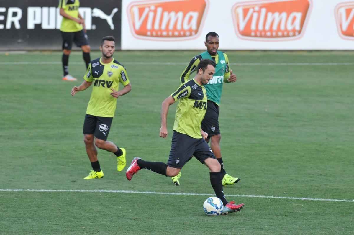 Imagens do treino do Atltico nesta sexta na Cidade do Galo
