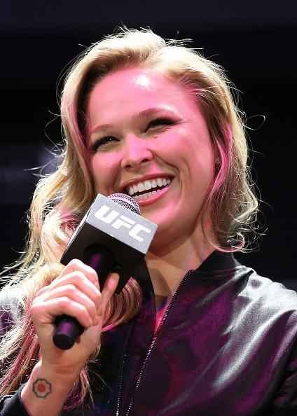 Estrelas femininas do UFC participam de Media Day com fs em Sydney