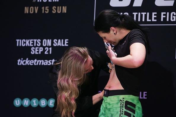 Estrelas femininas do UFC participam de Media Day com fs em Sydney