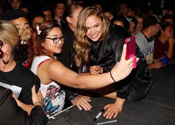 Estrelas femininas do UFC participam de Media Day com fs em Sydney