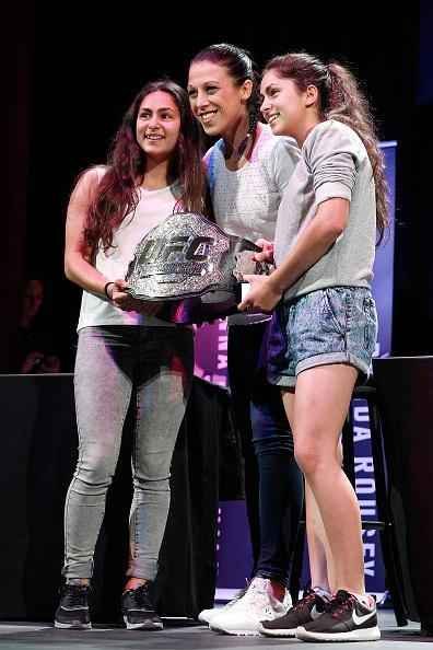 Estrelas femininas do UFC participam de Media Day com fs em Sydney