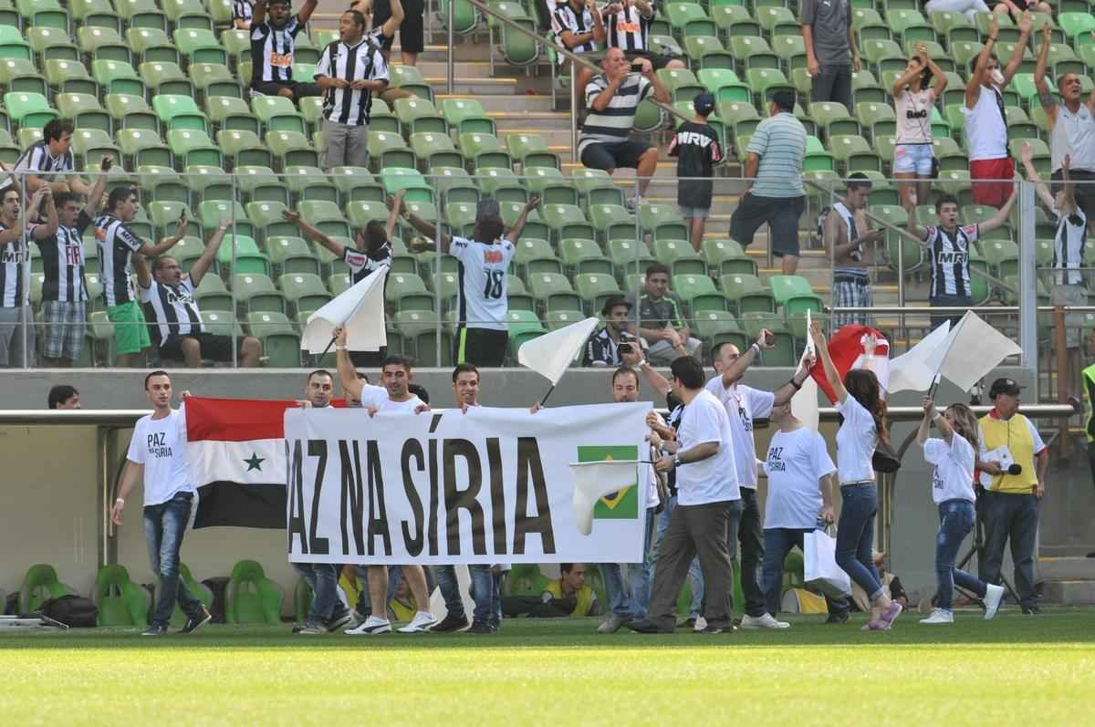 Atltico abriu as portas do Independncia para refugiados srios como forma de homenage-los e de pedir paz no pas